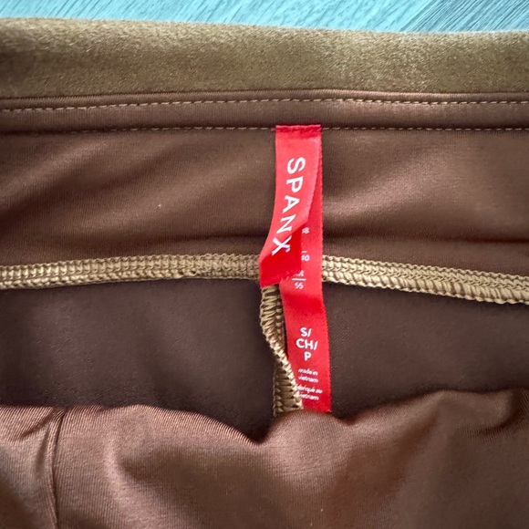 NWT Spanx faux suede leggings - Picture 2 of 5